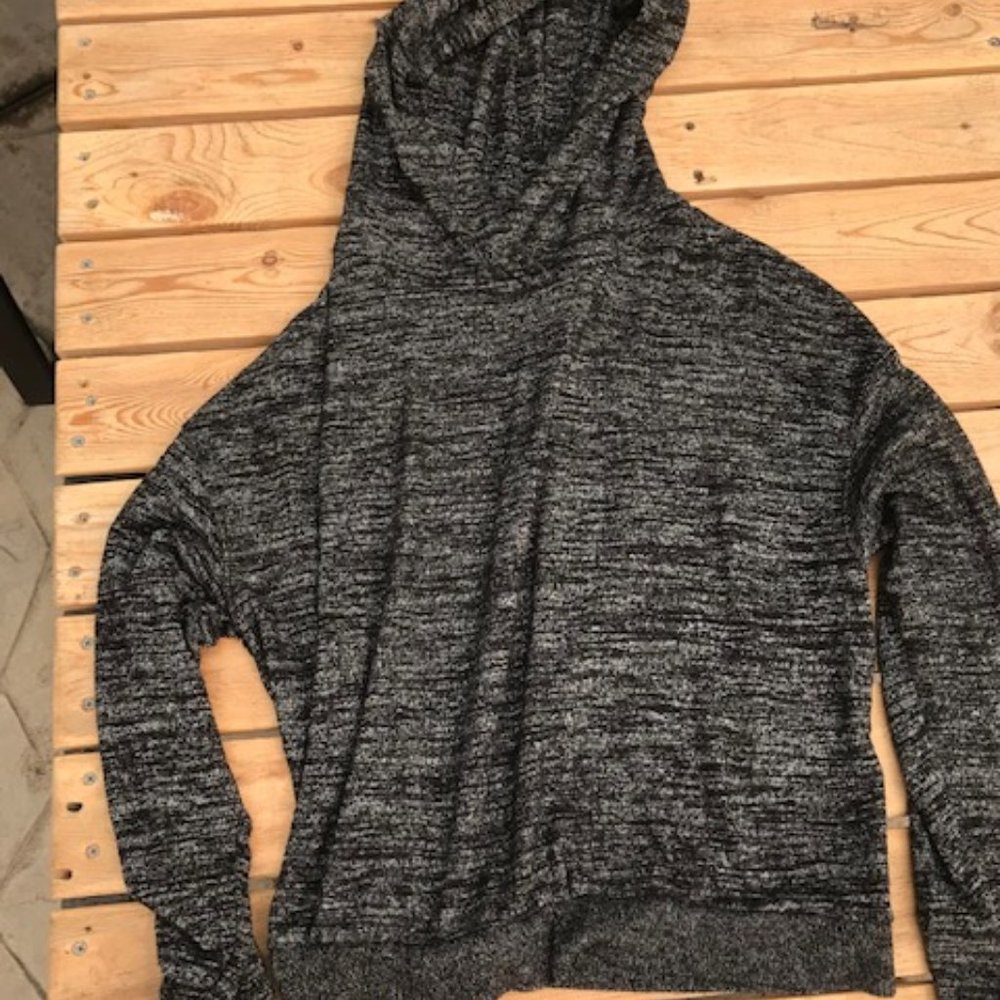 GAP hooded sweatshirt, soft blend, medium